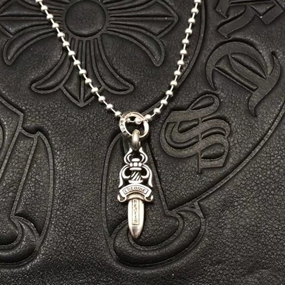 Kroheart Ring Holy Sword Necklace - Picture 1 of 4